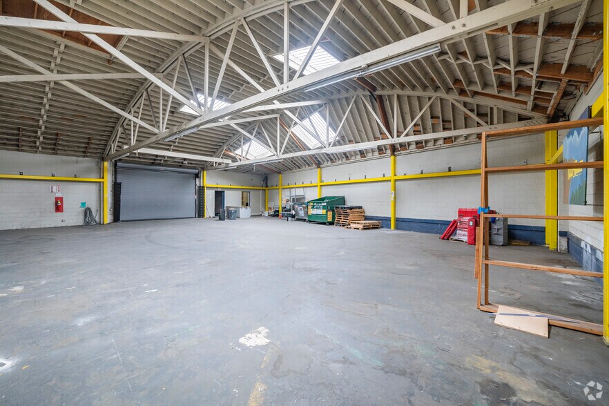More Photos Of 4917 International Blvd, Oakland Freestanding For Sale