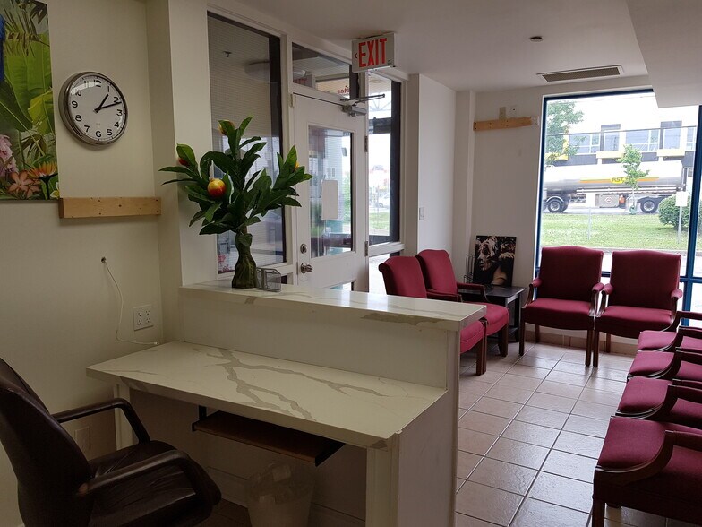 More Photos Of 1270 Finch Ave W, Toronto General Retail For Lease