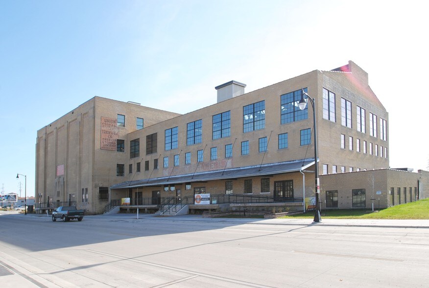 More Photos Of 1100 Northern Pacific Ave N, Fargo Apartments For Lease