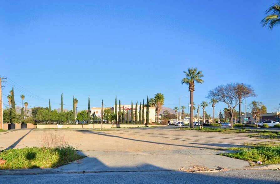 More Photos Of 1775-1795 University Ave, Riverside Land For Sale