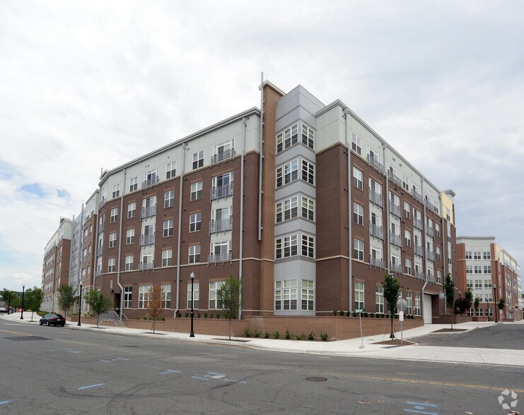 More Photos Of 5760 Dow Ave, Alexandria Apartments For Lease