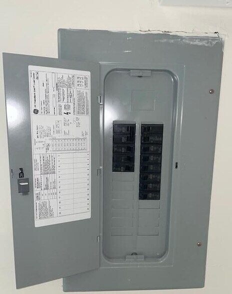 More Photos Of 2110 Clove Rd, Staten Island Storefront Retail Office For Sale