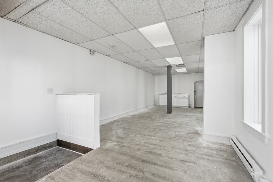 More Photos Of 22-38 School St, Westfield General Retail For Lease