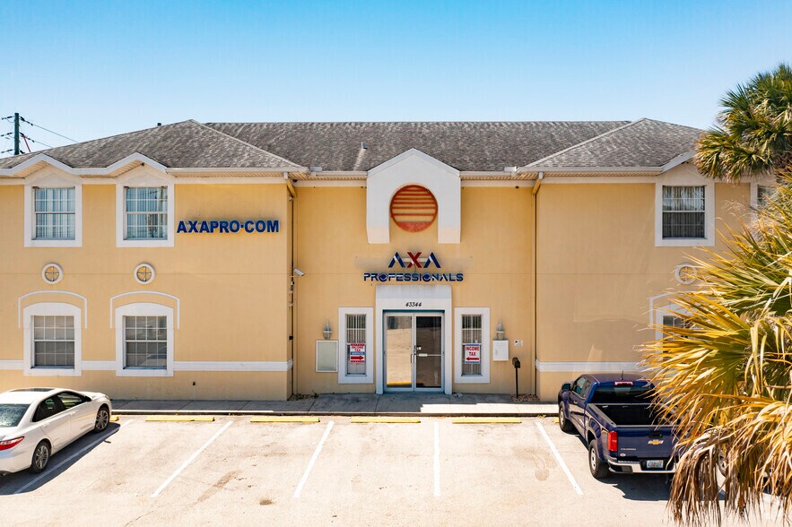 More Photos Of 43344 Highway 27, Davenport Coworking Space