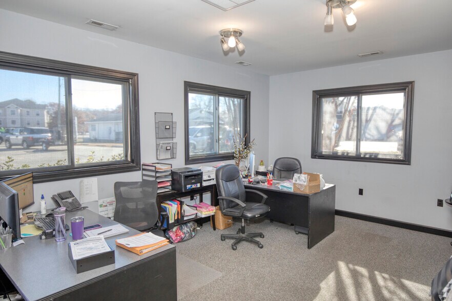 More Photos Of 4403 Ironbound Rd, Williamsburg Industrial For Sale
