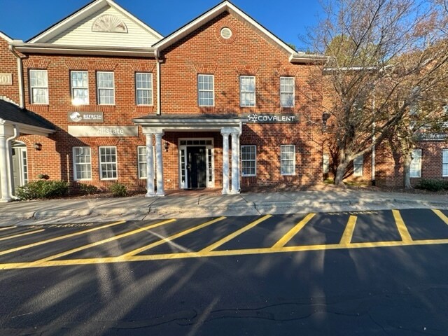 More Photos Of 6501 Creedmoor Rd, Raleigh Office Residential For Lease