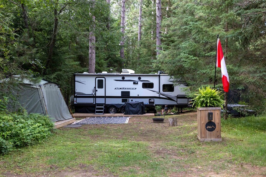 More Photos Of 2883 HWY-60, Dwight Trailer Camper Park For Sale