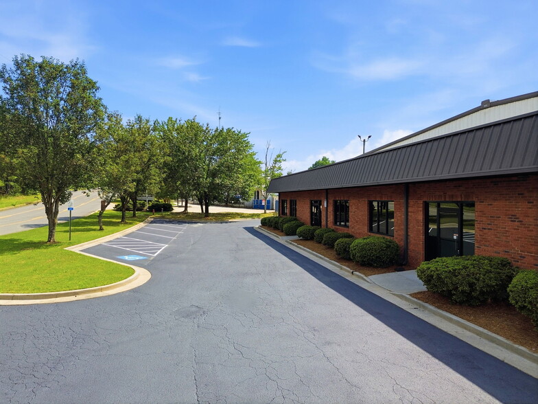 More Photos Of 1449 Field Park Cir, Marietta Warehouse For Sale