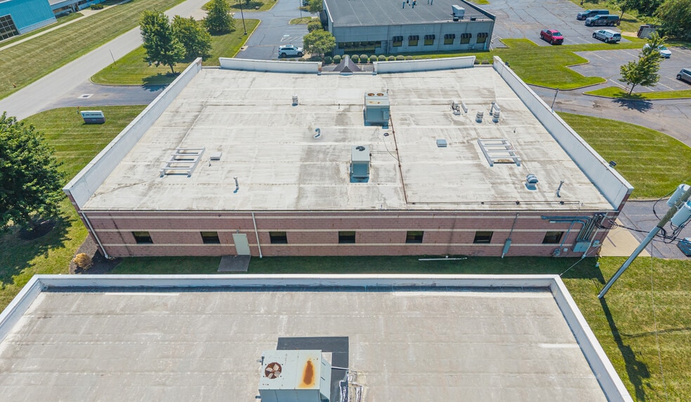More Photos Of 275 Outerbelt St, Columbus Office For Sale