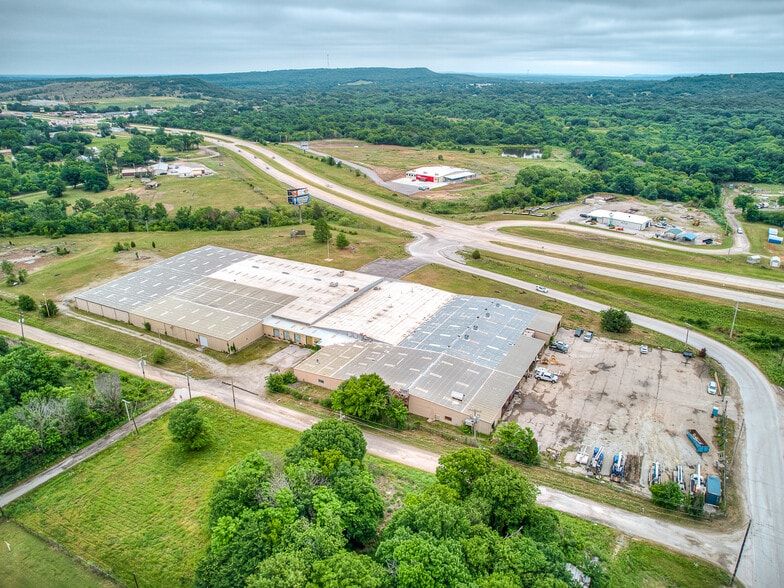 More Photos Of 601 US 75, Henryetta Warehouse For Sale