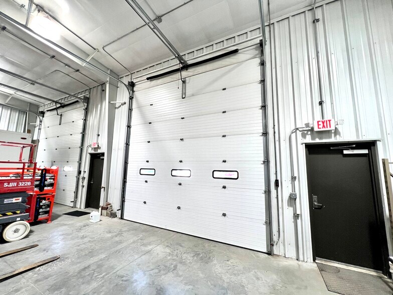 More Photos Of 1408 Pierce St, Norfolk Warehouse For Sale