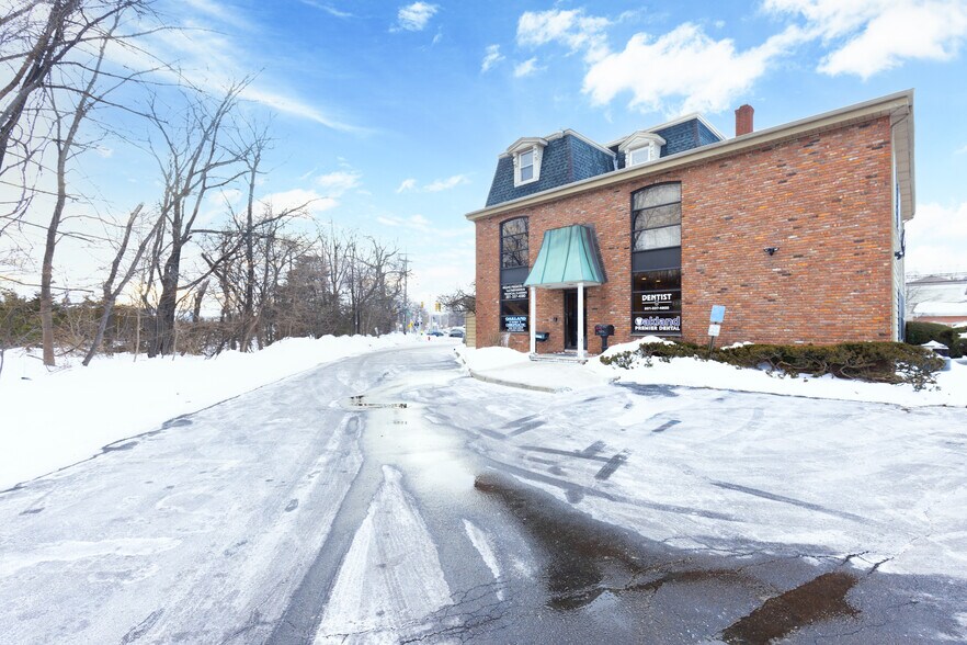More Photos Of 410 Ramapo Valley Rd, Oakland Office For Lease