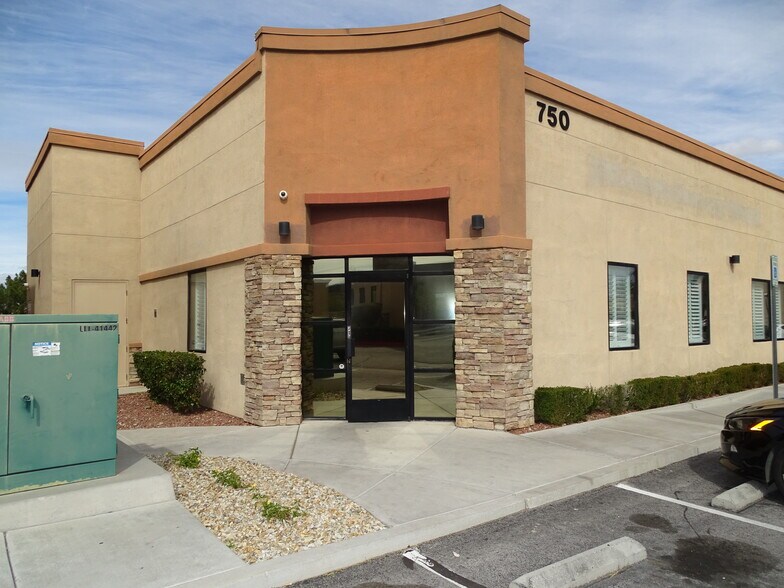 More Photos Of 750 Coronado Center Dr, Henderson Medical For Lease