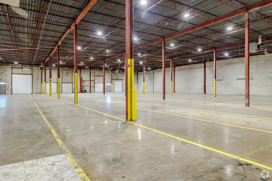 More Photos Of 6305 Danville Rd, Mississauga Warehouse For Sale