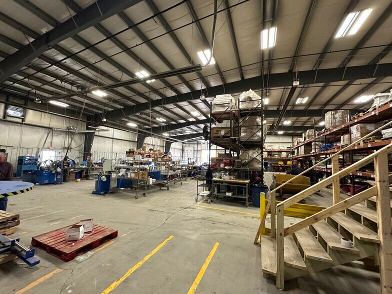 More Photos Of 112 Corporate Dr, Morgantown Warehouse For Sale