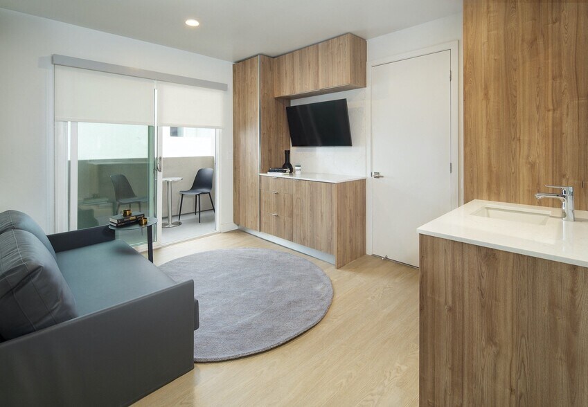 More Photos Of 1629 Veteran Ave, Los Angeles Apartments For Sale