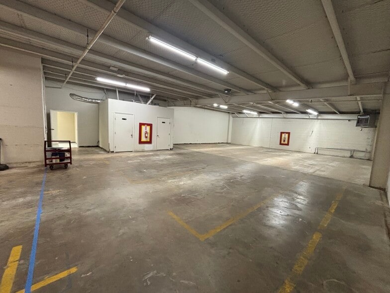 More Photos Of 920 W Loop 281, Longview Freestanding For Lease