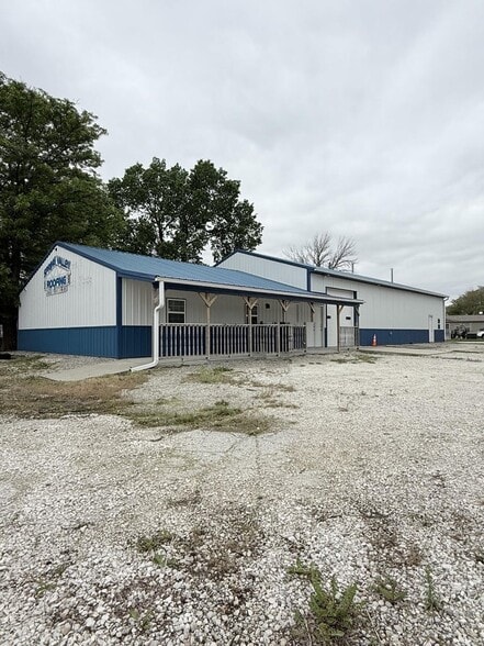 Primary Photo Of 232 Main St, Otho Storefront For Sale