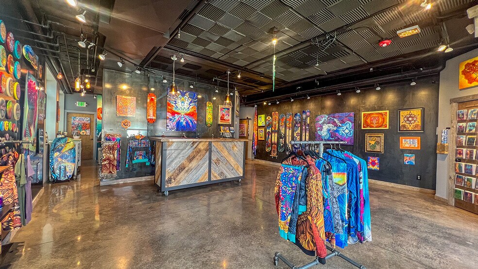 More Photos Of 2034 Pearl St, Boulder Storefront Retail Residential For Sale