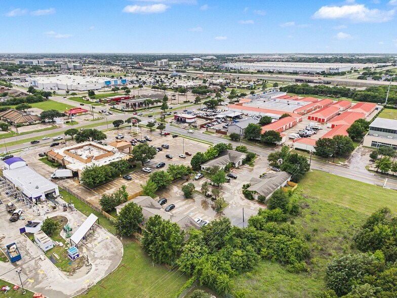 More Photos Of 2451-2461 Robinson Rd, Grand Prairie Medical For Sale