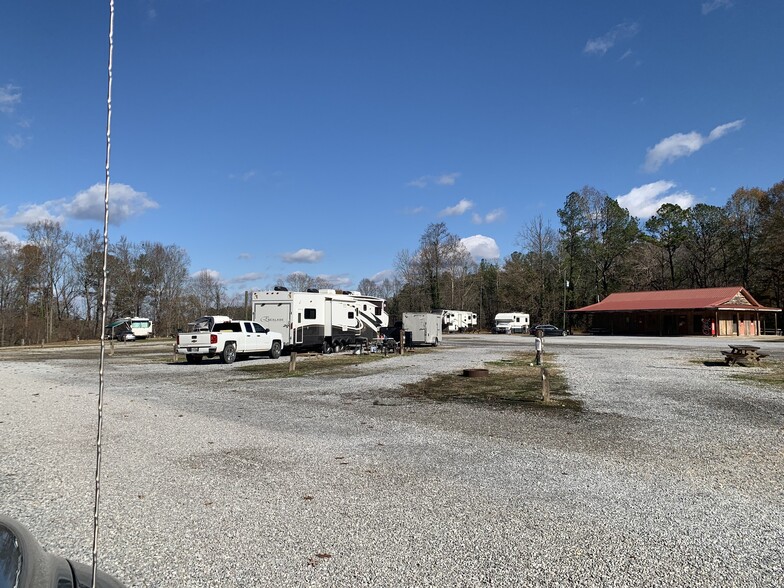 More Photos Of , Oxford Trailer Camper Park For Sale