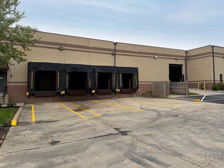 More Photos Of 1440 Wells Dr, Bensalem Distribution For Lease
