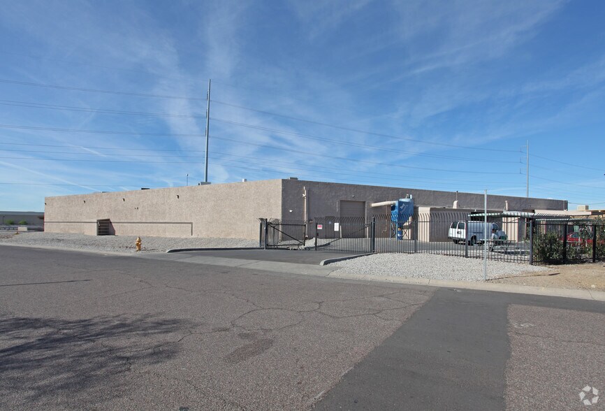 More Photos Of 17431 N Black Canyon Fwy, Phoenix Manufacturing For Sale