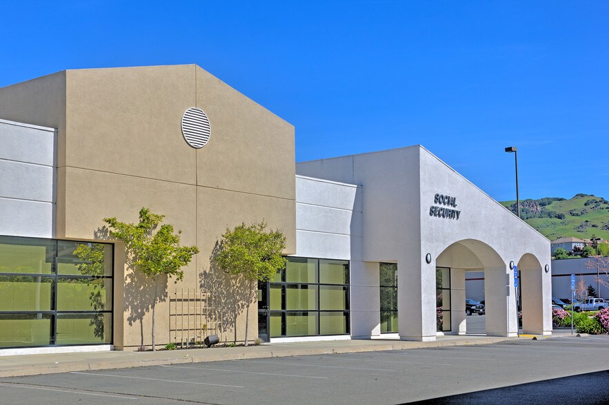 More Photos Of 106 Plaza Dr, Vallejo Storefront Retail Office For Lease