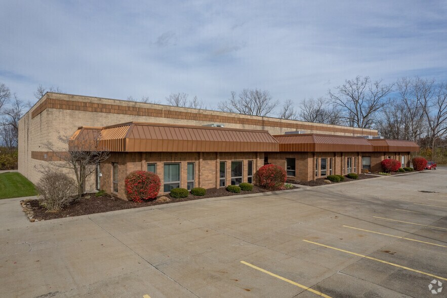 More Photos Of 21500-21550 Drake Rd, Strongsville Manufacturing For Lease