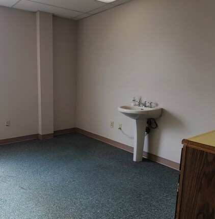 More Photos Of 57 North St, Danbury Medical For Sale