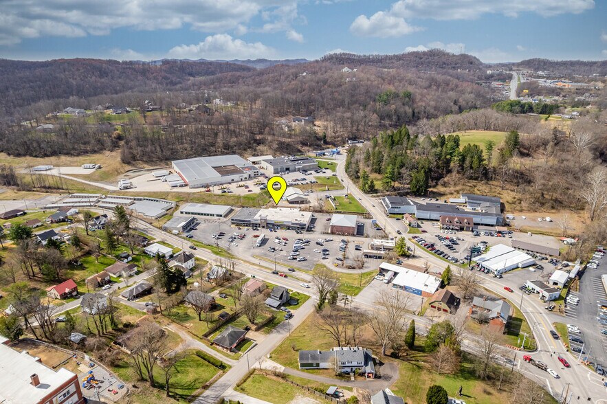More Photos Of 317 S Virginia Ave, Bridgeport General Retail For Sale