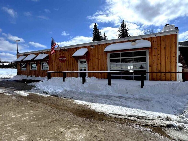 Primary Photo Of 4472 M-75, Walloon Lake Bar For Sale