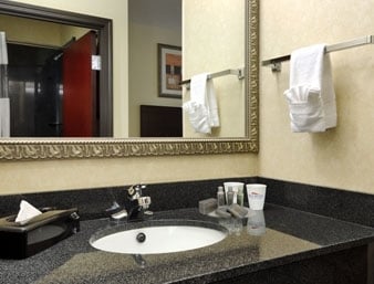 More Photos Of 410 Us Highway 79 S, Henderson Hotel For Sale