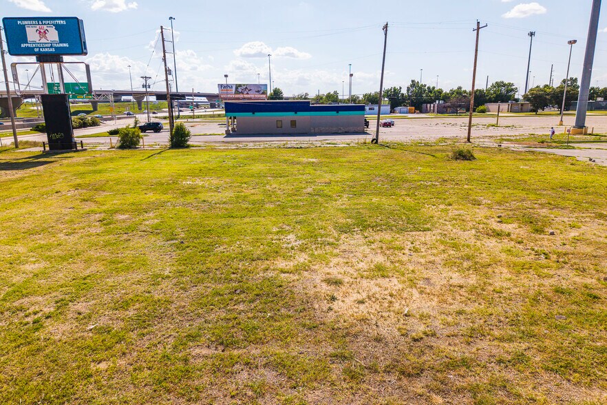 More Photos Of 4702 W Kellogg Dr, Wichita Land For Sale