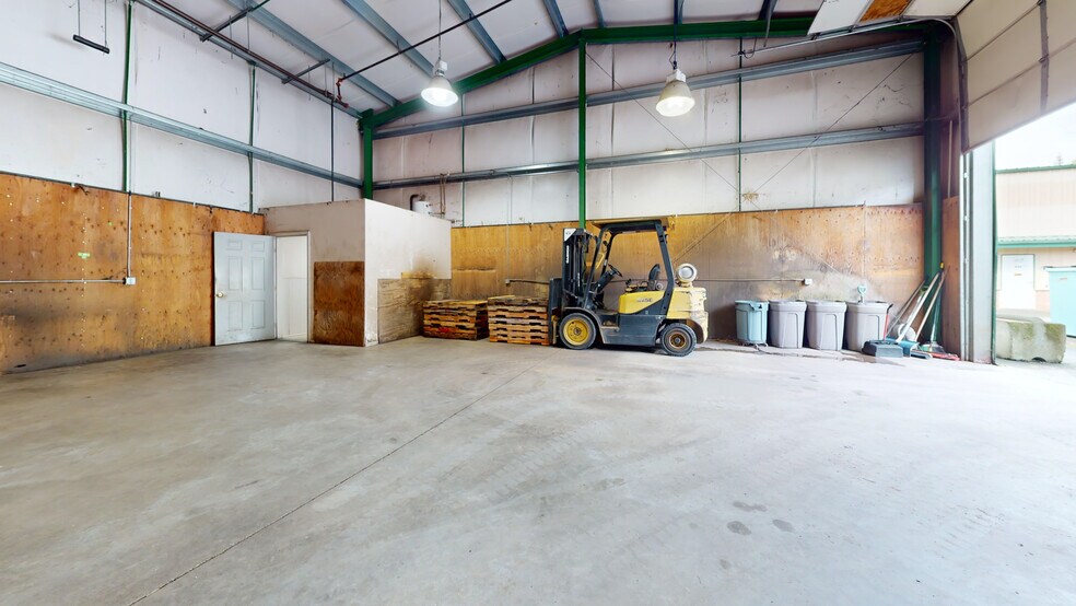 More Photos Of 545 Ronlee Ln NW, Olympia Industrial For Sale