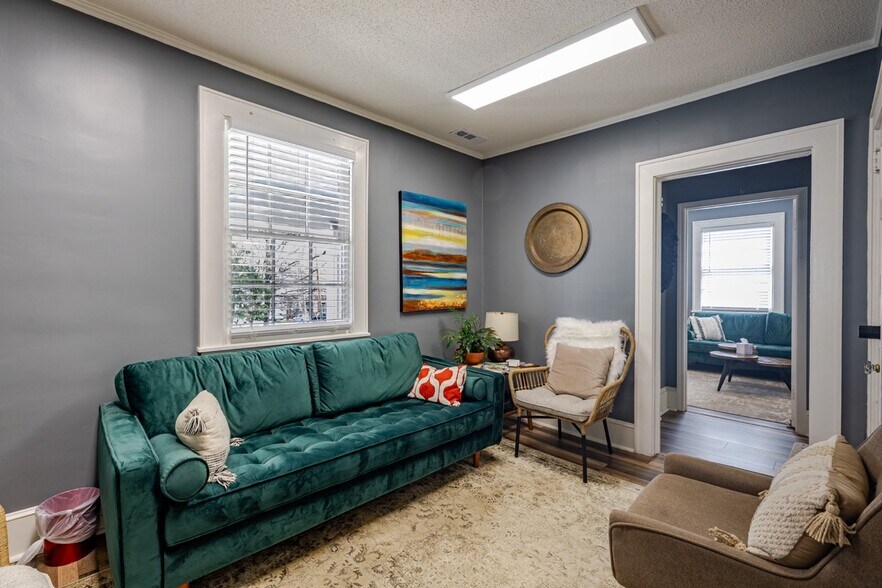 More Photos Of 2036 E 7th St, Charlotte Loft Creative Space For Sale