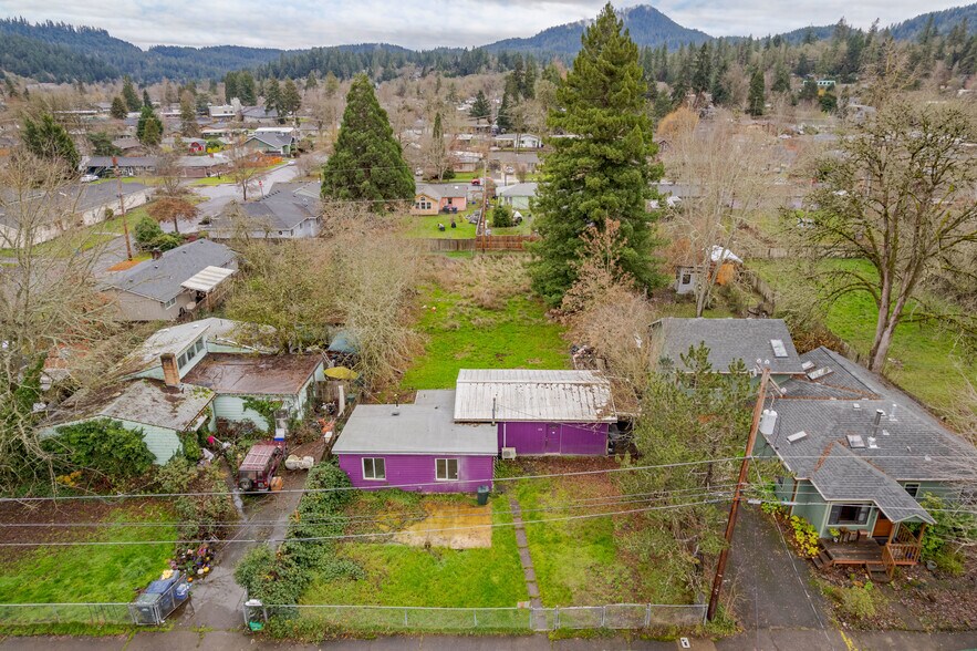 More Photos Of 478 E 32nd Ave, Eugene Manufactured Housing Mobile Home Park For Sale
