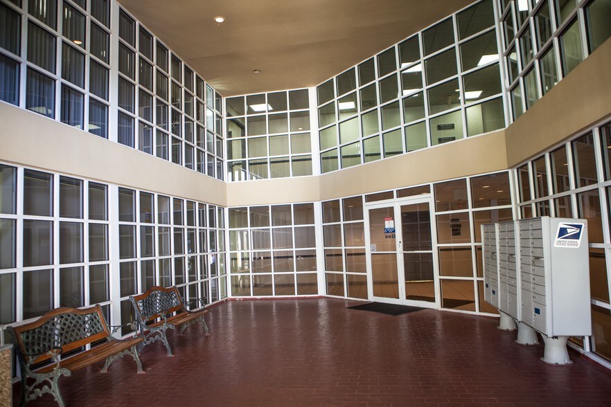 More Photos Of 5881 NW 151st St, Miami Lakes Office For Lease