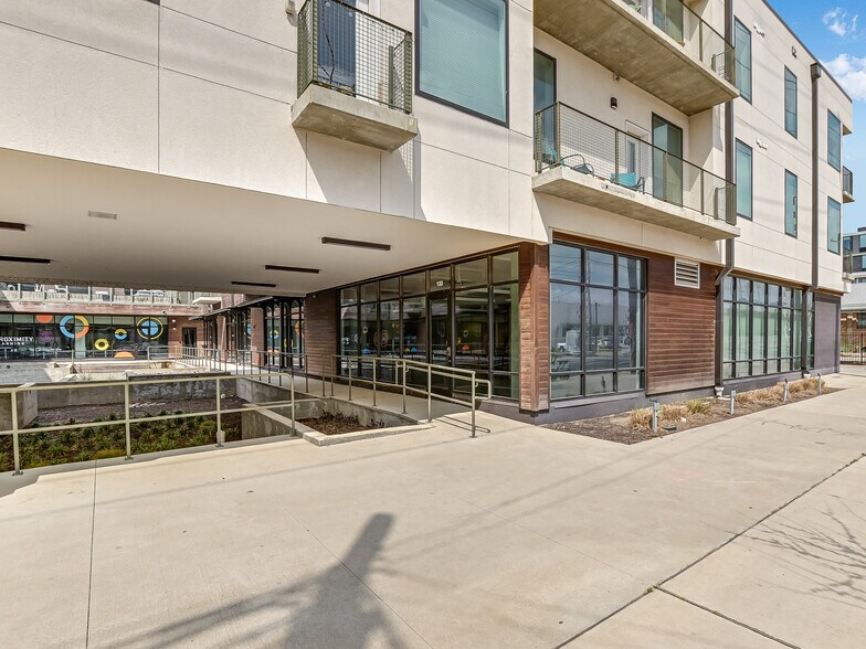 More Photos Of 1800 E 4th St, Austin Multifamily For Sale