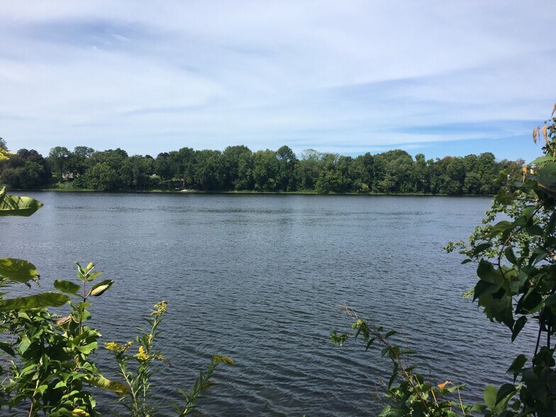 More Photos Of 33 N River St, Enfield Land For Sale