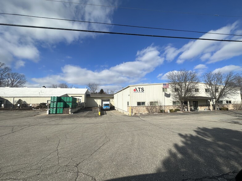 More Photos Of 85 Myron St, Ortonville Warehouse For Sale