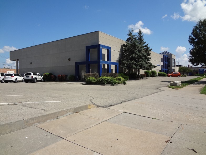 More Photos Of 222 W 6th St, Junction City Office For Sale