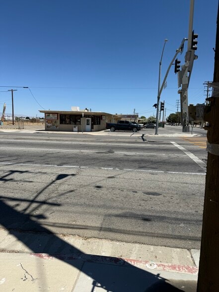 More Photos Of 101 W Avenue I, Lancaster Restaurant For Sale