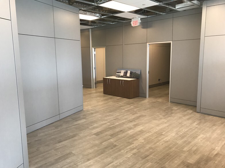 More Photos Of 5002 55th St, Red Deer Office For Lease