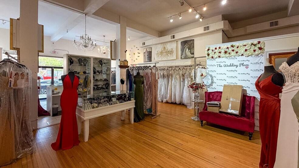 More Photos Of 216 Jericho Tpke, Floral Park Storefront Retail Office For Lease