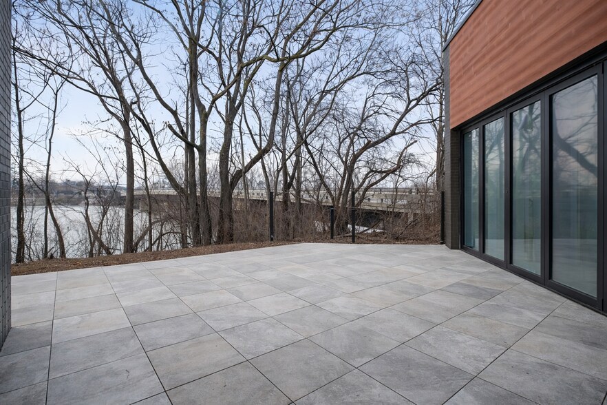 More Photos Of 150 Ann St NW, Grand Rapids Bank For Sale