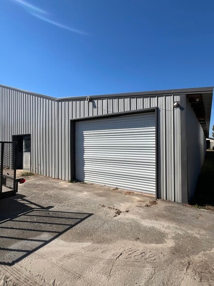 More Photos Of 4200 Maysville Rd, Commerce Light Distribution For Lease