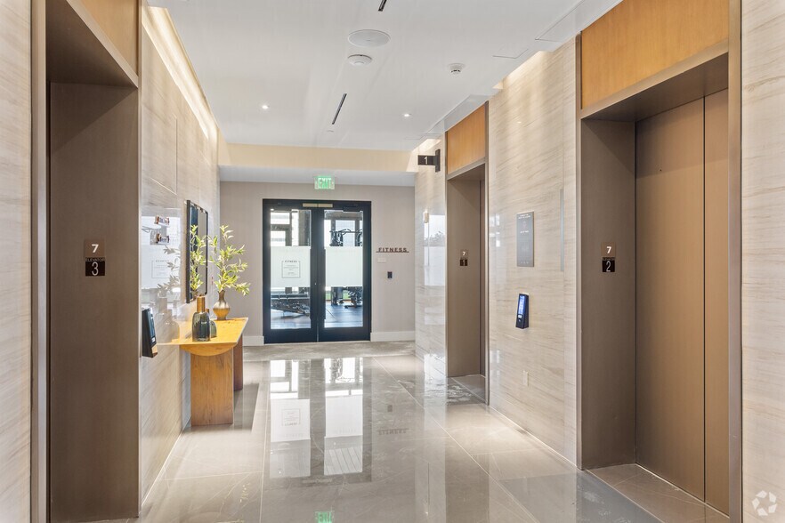 More Photos Of 300 Banyan Blvd, West Palm Beach Unknown For Sale