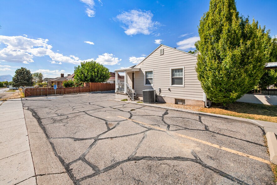 More Photos Of 3378 S 2300 E, Salt Lake City Medical For Sale