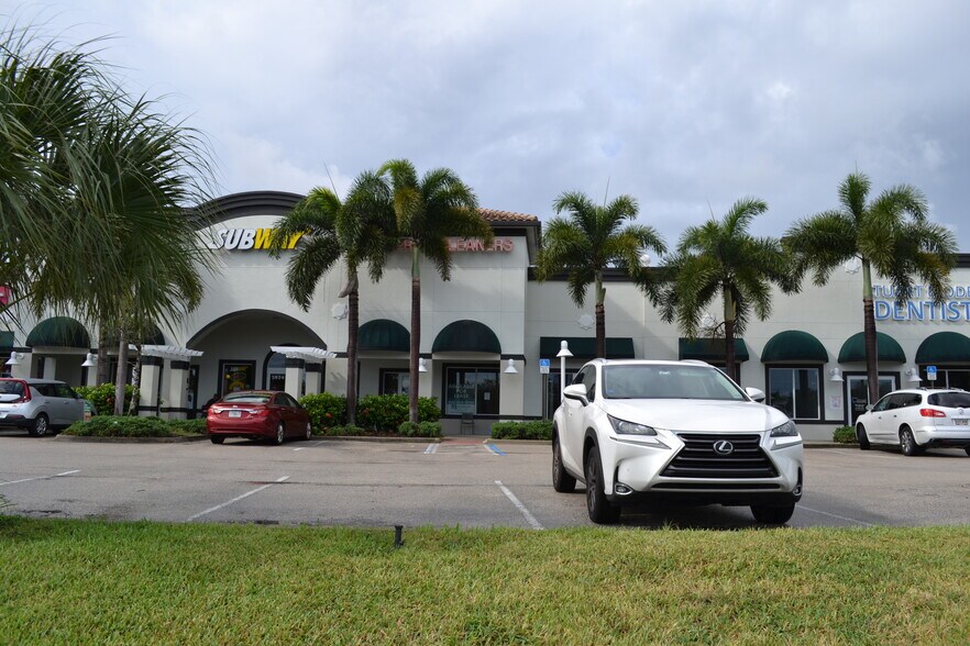 More Photos Of 5934 SE Federal Hwy, Stuart Unknown For Lease